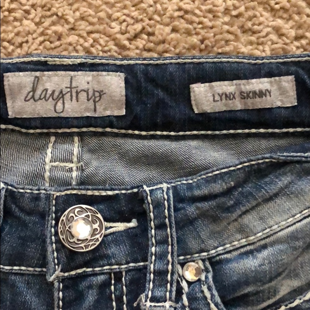 DayTrip Jeans - Picture 4 of 7